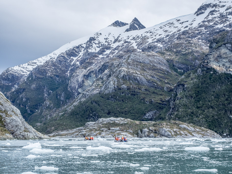 Zodiac, Ice and Mountains - Patagonia